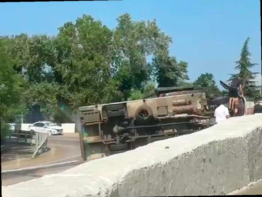 На дороге в Сочи произошло серьезное ДТП