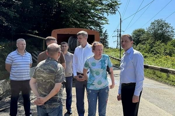 Работы по ликвидации последствий оползней в Уч-Дере продолжаются