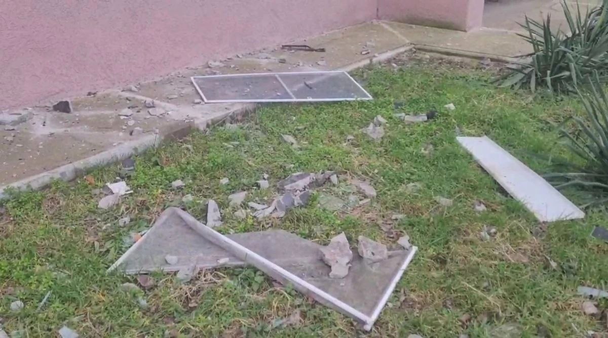 Обломки беспилотников повредили три дома в Сочи, пострадали пять человек